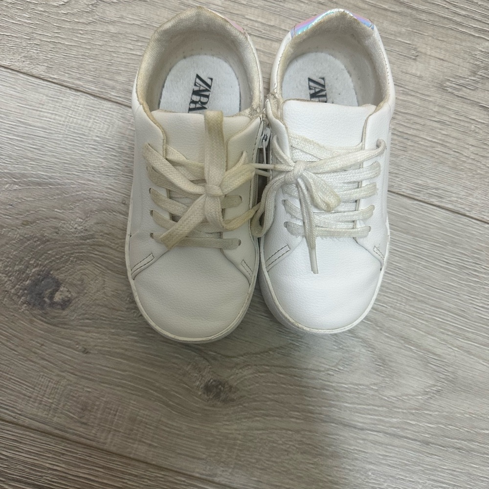 ZARA White Kids Lace-Up Sneakers with Holographic Heel Detail